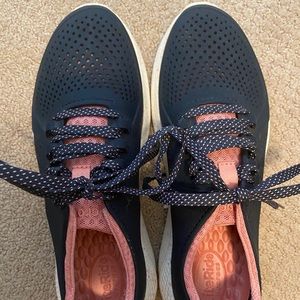 Women’s Crocs Sneakers